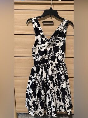Elle Black and White Floral Dress